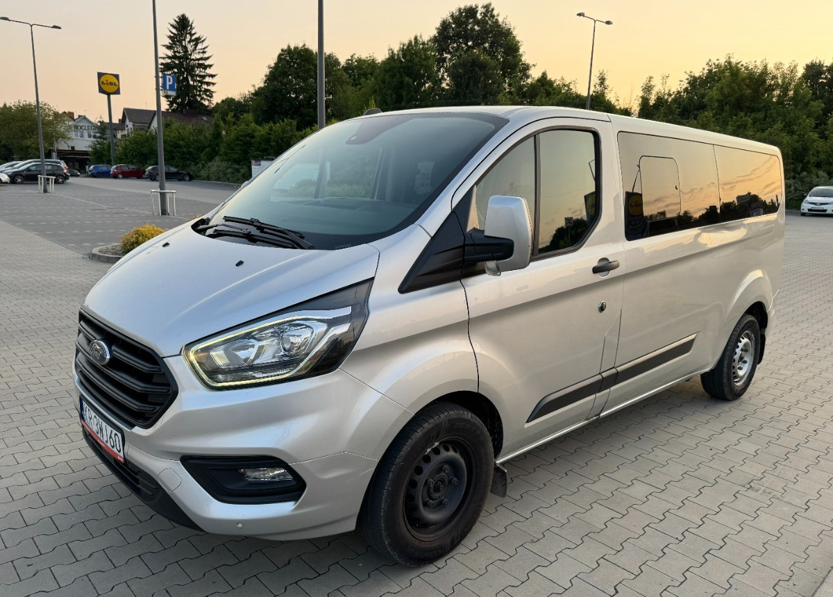 Ford Transit Custom 2.0 170 KM L2 LONG 2021 LED 8 osobowy NAWIEWY miejsc Salon PL - Minibuss, Persontransport: bild 4 Ford Transit Custom 2.0 170 KM L2 LONG 2021 LED 8 osobowy NAWIEWY miejsc Salon PL - Minibuss, Persontransport: bild 4