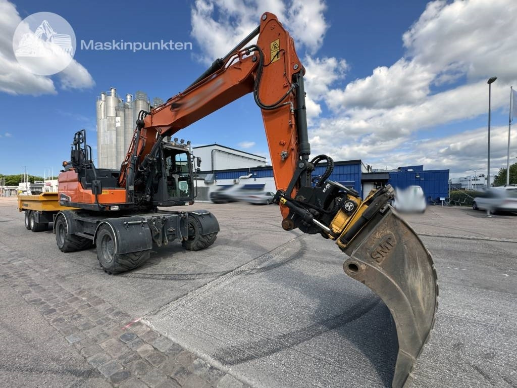 Doosan DX 160 W - Grävmaskin på däck: bild 5 Doosan DX 160 W - Grävmaskin på däck: bild 5