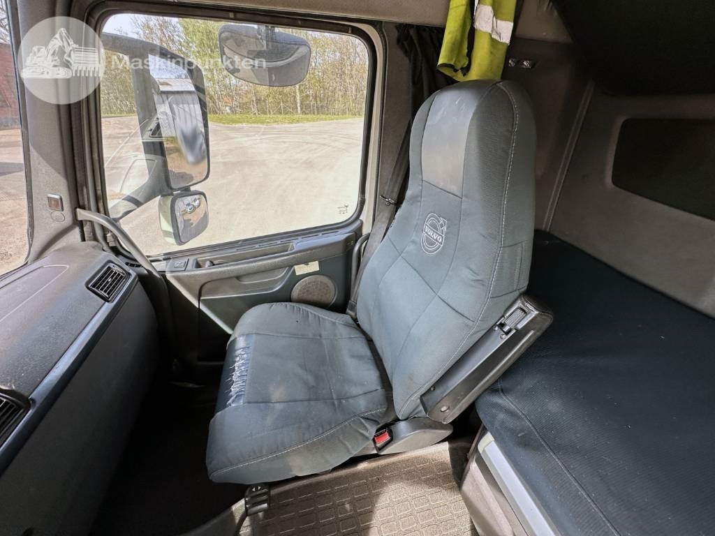 Dragbil Volvo FH 460: bild 24