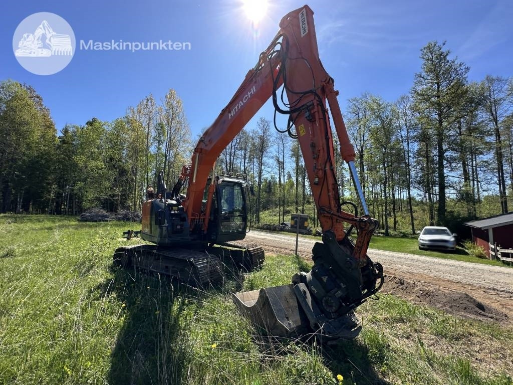 Hitachi ZX 135 US-6 - Bandgrävare: bild 1 Hitachi ZX 135 US-6 - Bandgrävare: bild 1