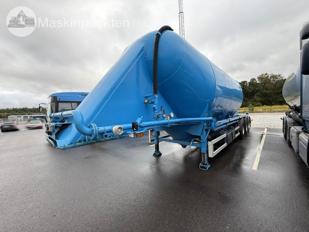 Interconsult Bulktrailer - Tanktrailer: bild 1 Interconsult Bulktrailer - Tanktrailer: bild 1