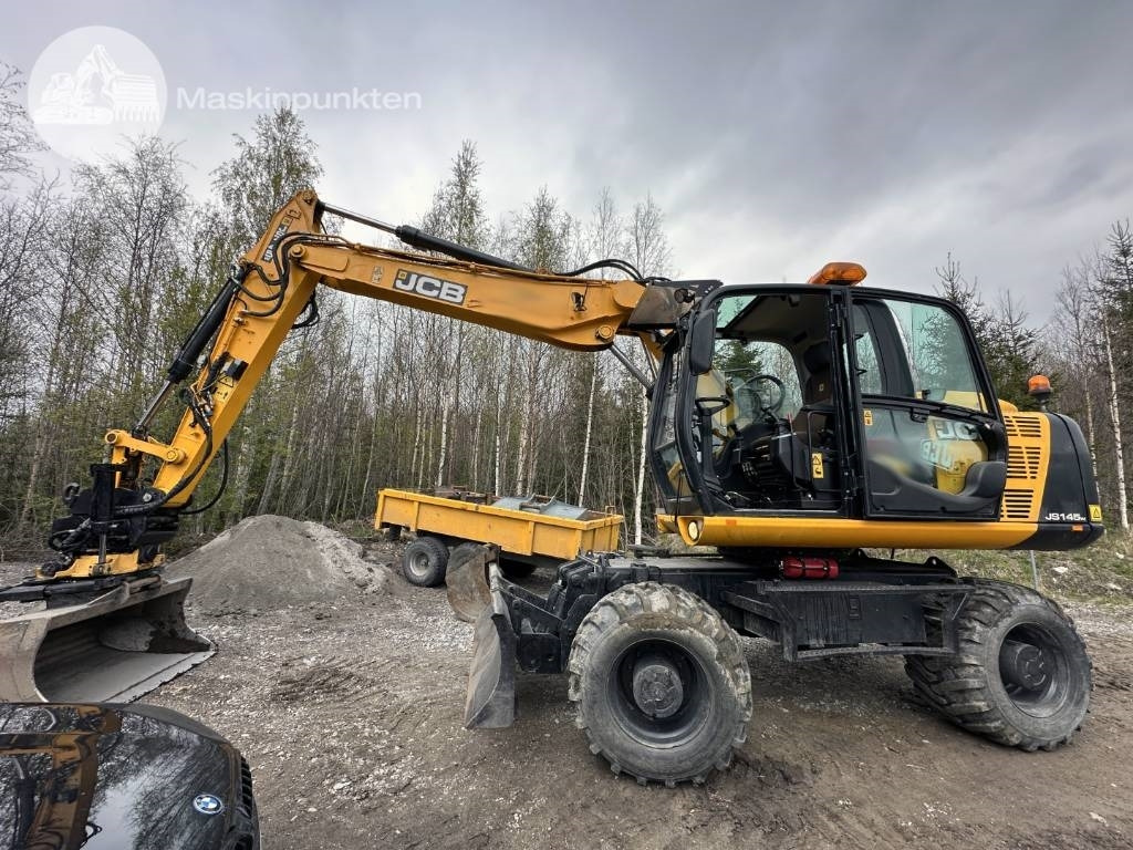 JCB JS 145 W - Grävmaskin på däck: bild 1 JCB JS 145 W - Grävmaskin på däck: bild 1