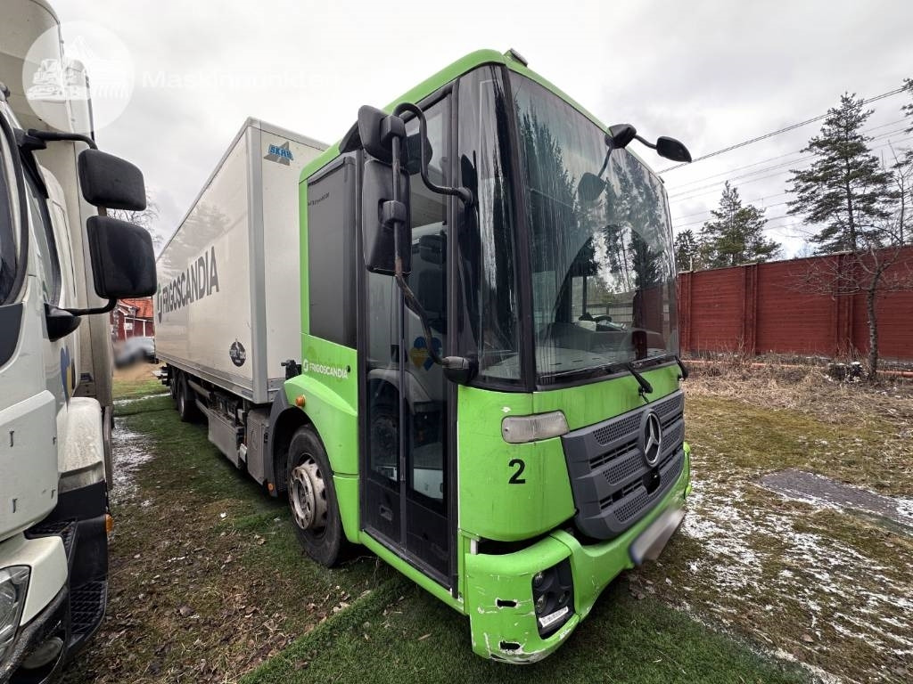 Mercedes-Benz Econic - Lastbil med skåp: bild 2 Mercedes-Benz Econic - Lastbil med skåp: bild 2