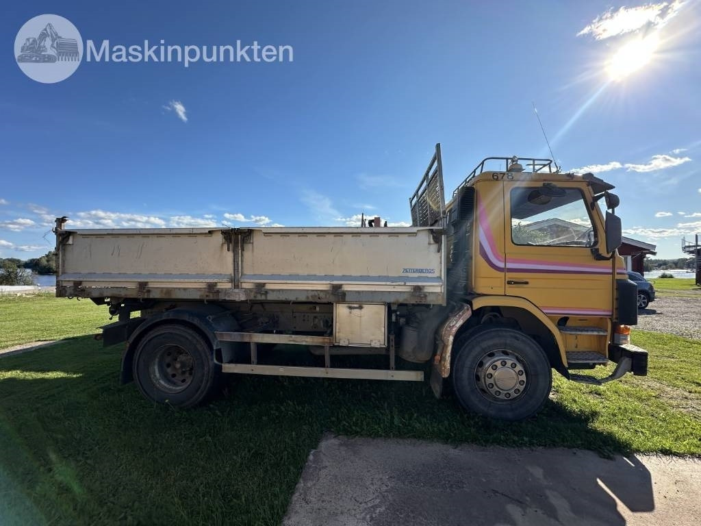 Scania P 93 HL - Tippbil lastbil: bild 4 Scania P 93 HL - Tippbil lastbil: bild 4
