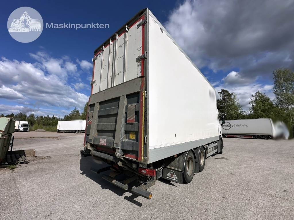 Scania R 520 - Lastbil med skåp: bild 5 Scania R 520 - Lastbil med skåp: bild 5
