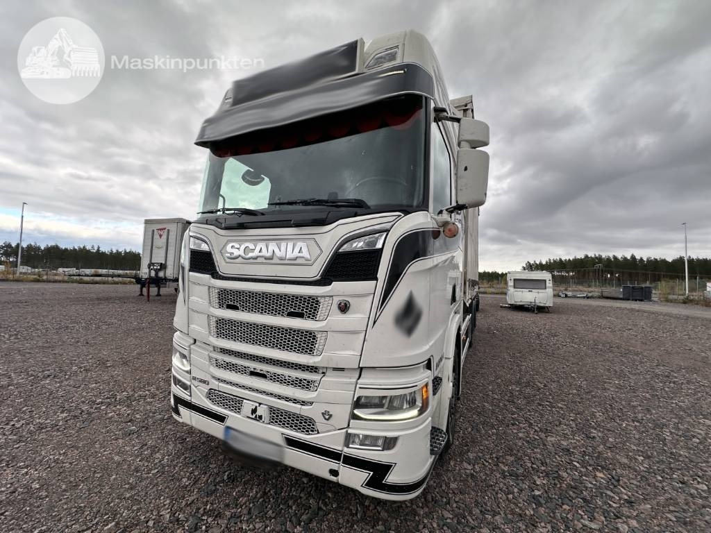 Scania R 580 - Containerbil/ Växelflak lastbil: bild 1 Scania R 580 - Containerbil/ Växelflak lastbil: bild 1