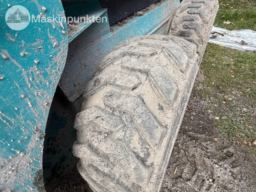 Kompaktlastare/ Slirstyrda lastare Sunward SWL 3230: bild 15