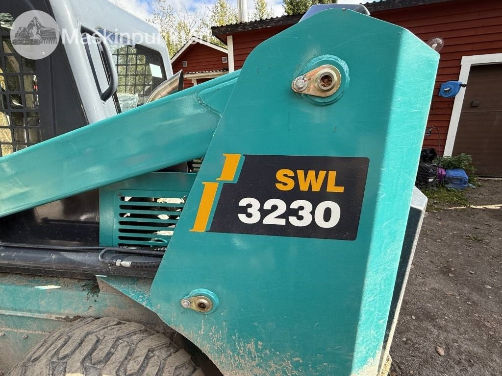 Kompaktlastare/ Slirstyrda lastare Sunward SWL 3230: bild 34