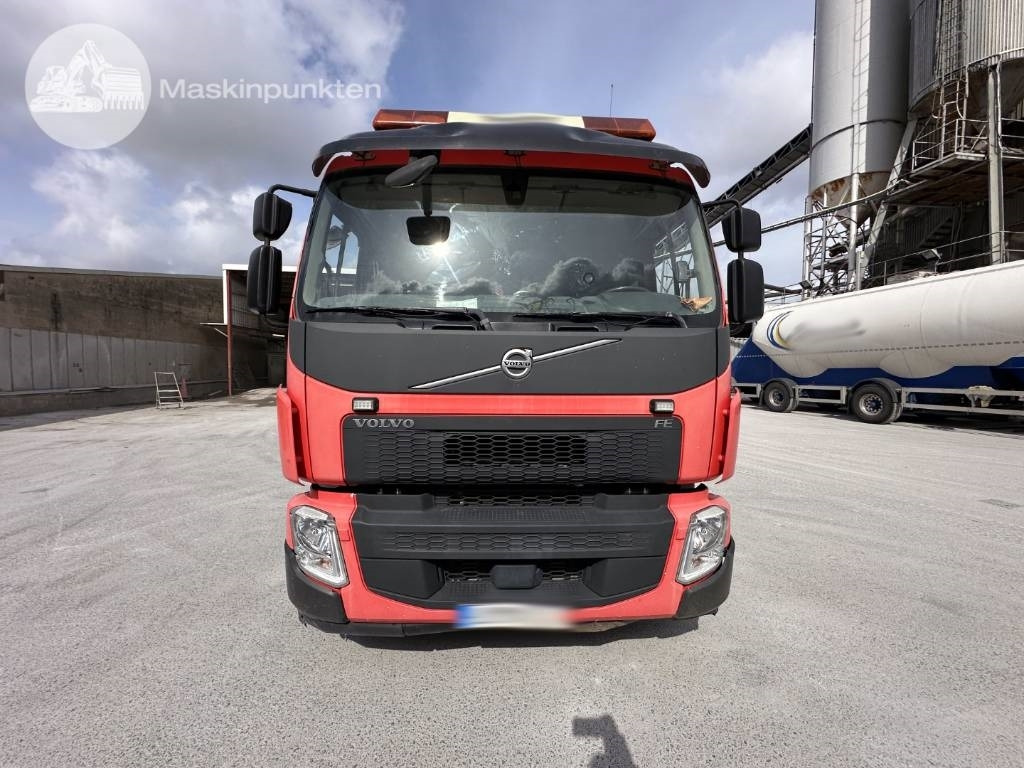Volvo FE 320 - Betongbil: bild 4 Volvo FE 320 - Betongbil: bild 4