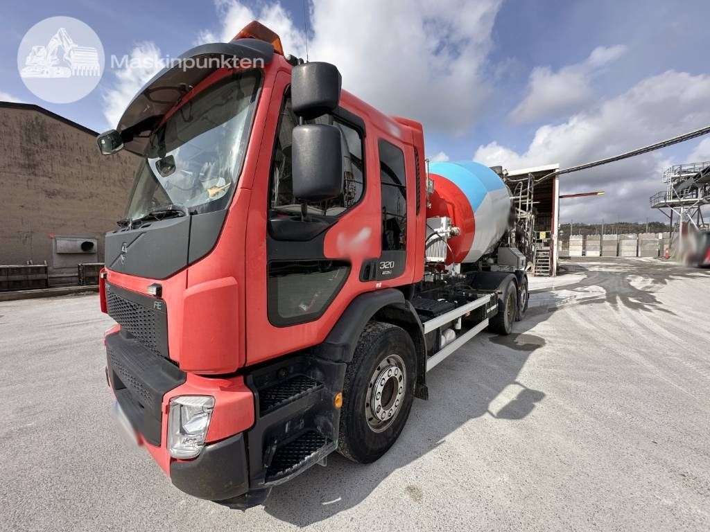 Volvo FE 320 - Betongbil: bild 3 Volvo FE 320 - Betongbil: bild 3