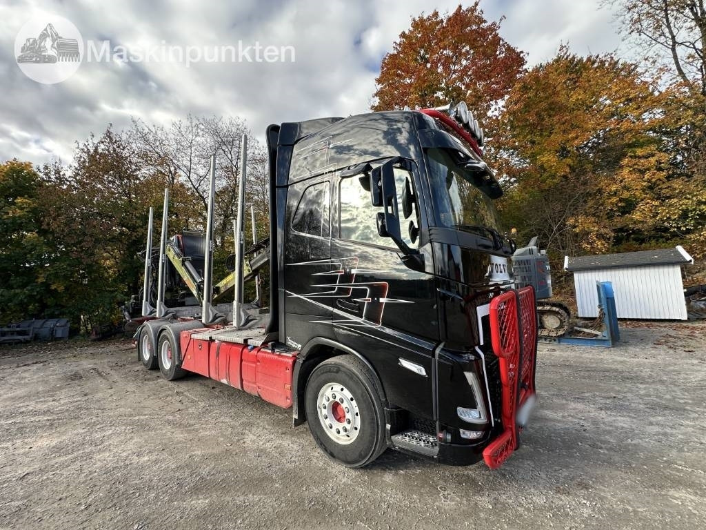Volvo FH 64 R Timmerbil med kran  - Timmerbil: bild 3 Volvo FH 64 R Timmerbil med kran  - Timmerbil: bild 3