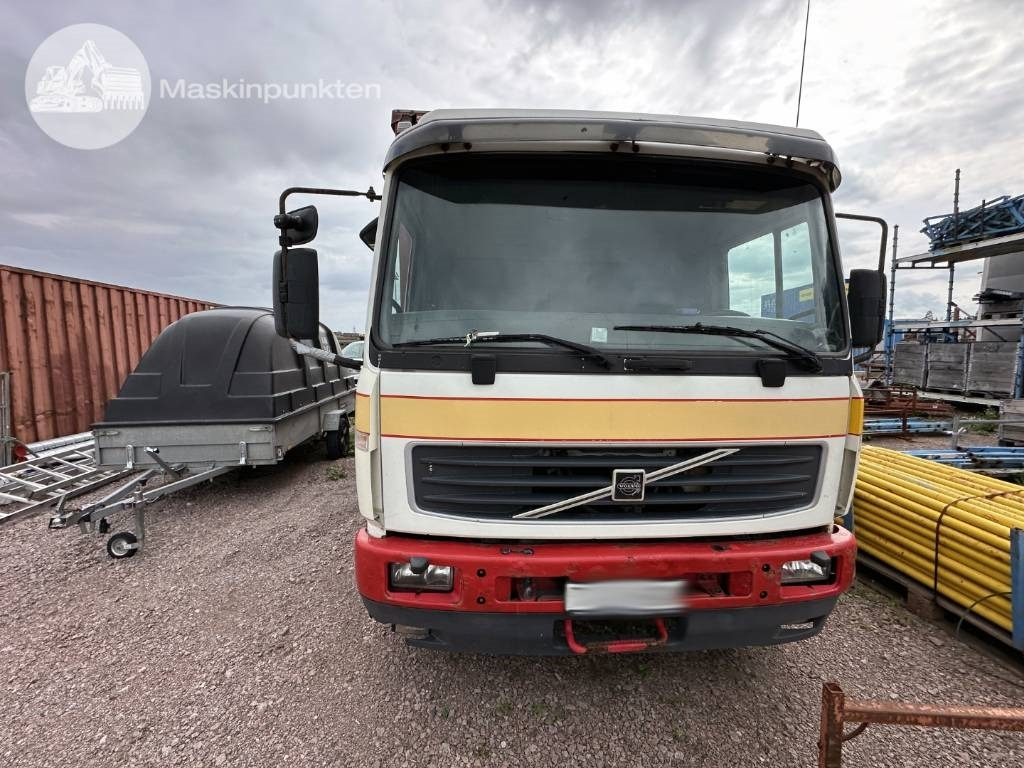 Volvo FL 6 - Lastbil med skåp: bild 2 Volvo FL 6 - Lastbil med skåp: bild 2