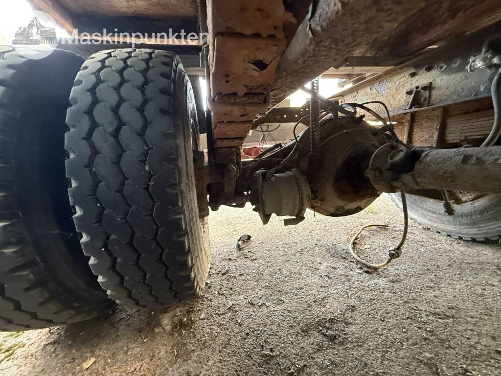 Tippbil lastbil Volvo FL 611: bild 15
