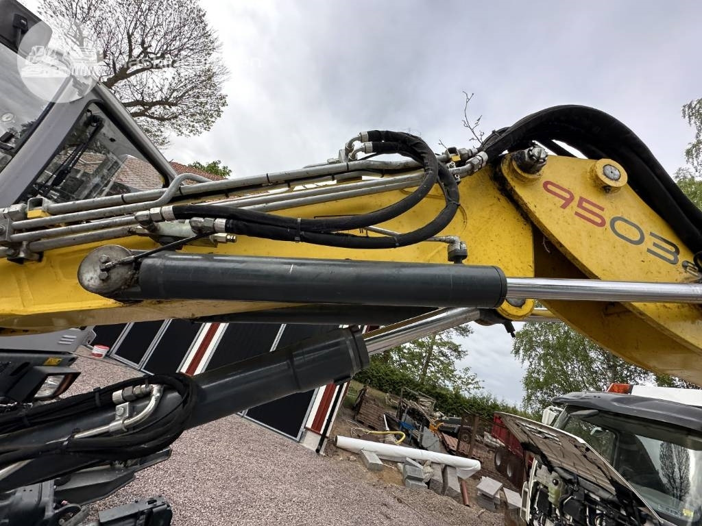 Grävmaskin på däck Wacker Neuson 9503: bild 48