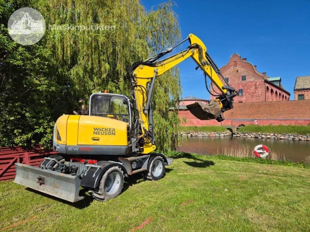 Wacker Neuson EW 100 med vagn - Grävmaskin på däck: bild 3 Wacker Neuson EW 100 med vagn - Grävmaskin på däck: bild 3