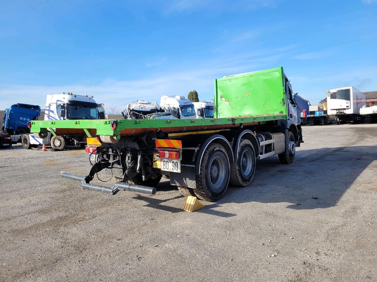 MERCEDES AROCS 2640 6X4 - Flakbil: bild 4 MERCEDES AROCS 2640 6X4 - Flakbil: bild 4