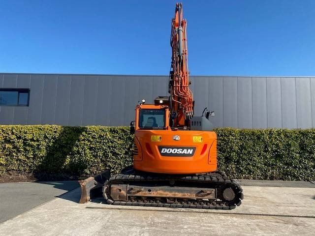 Doosan DX140LCR-5 - Bandgrävare: bild 3 Doosan DX140LCR-5 - Bandgrävare: bild 3