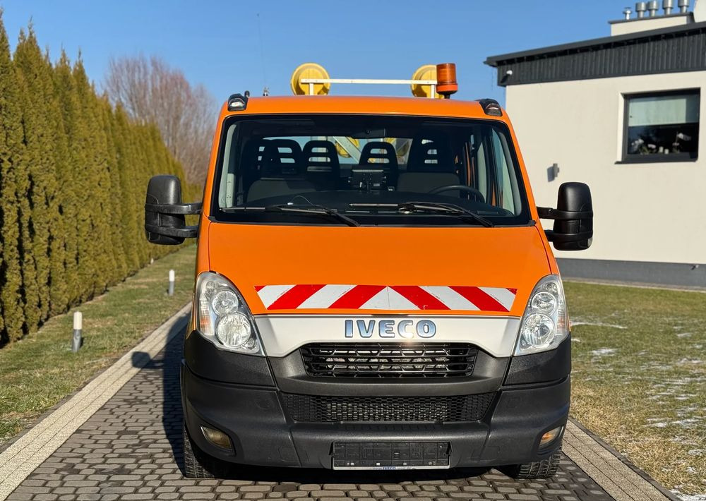 Iveco DAILY 35S13 - Transportbil med kapell: bild 2 Iveco DAILY 35S13 - Transportbil med kapell: bild 2