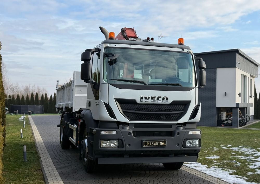 Iveco STRALIS 330 / 4x2 / FASSI F135 / WYWROTKA - Tippbil lastbil: bild 4 Iveco STRALIS 330 / 4x2 / FASSI F135 / WYWROTKA - Tippbil lastbil: bild 4