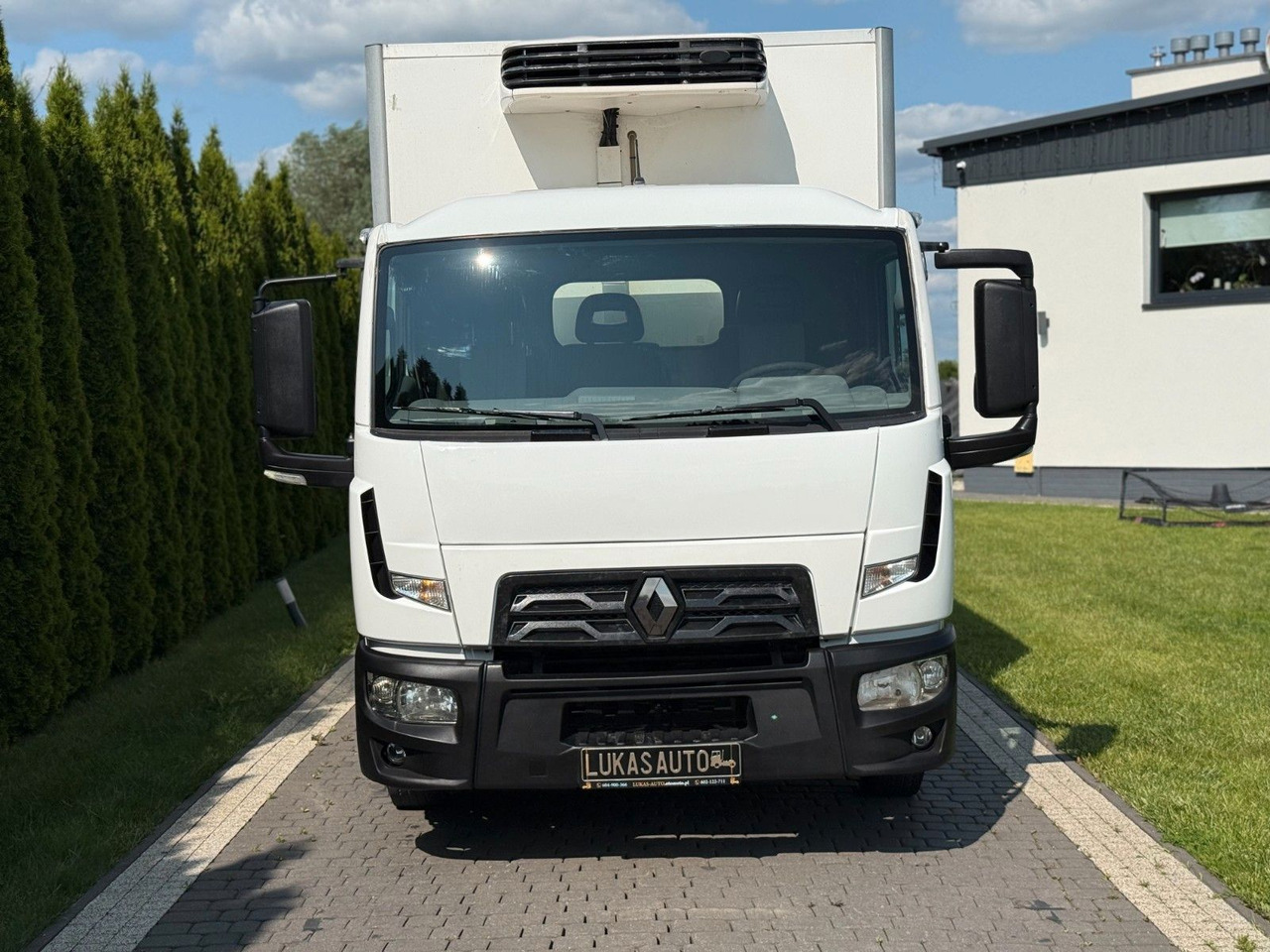 Renault D7.5 MANUAL LAMBERET CARRIER XARIOS 350 - Kylbil lastbil: bild 2 Renault D7.5 MANUAL LAMBERET CARRIER XARIOS 350 - Kylbil lastbil: bild 2