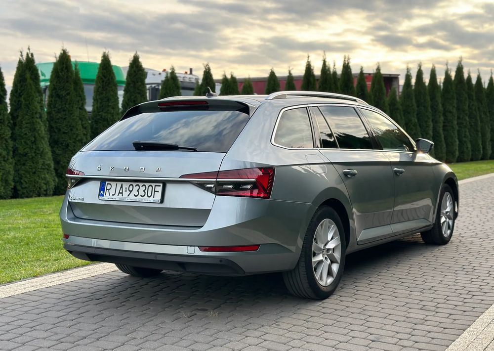 Skoda Superb 2.0 TDI SCR Style DSG - Personbil: bild 5 Skoda Superb 2.0 TDI SCR Style DSG - Personbil: bild 5
