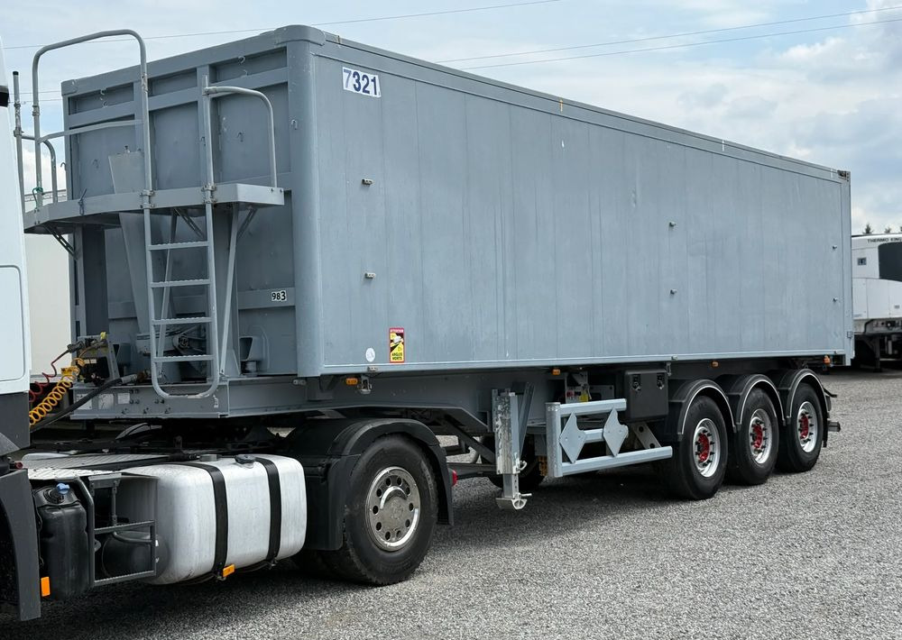 Stas 51 m3 OSIE MERCEDES PODNOSZONA OŚ - Tippbil semitrailer: bild 1 Stas 51 m3 OSIE MERCEDES PODNOSZONA OŚ - Tippbil semitrailer: bild 1