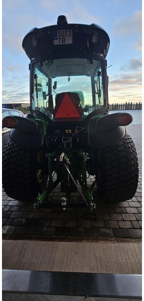 John Deere 4052R - Traktor: bild 5 John Deere 4052R - Traktor: bild 5