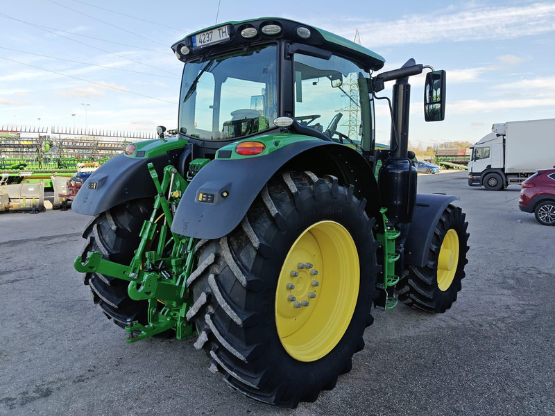 John Deere 6215R Autopowr - Traktor: bild 3 John Deere 6215R Autopowr - Traktor: bild 3
