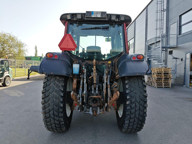 Valtra N101 - Traktor: bild 4 Valtra N101 - Traktor: bild 4