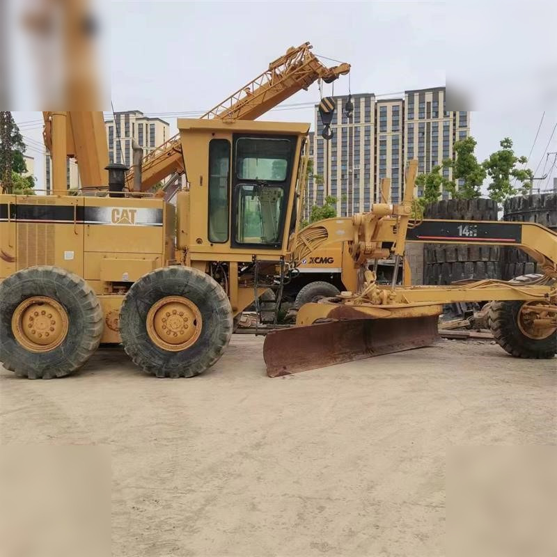 CATERPILLAR 14H - Väghyvel: bild 1 CATERPILLAR 14H - Väghyvel: bild 1