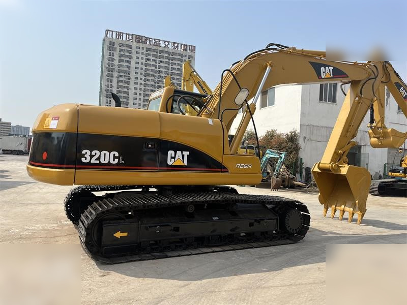 CATERPILLAR 320C - Bandgrävare: bild 1 CATERPILLAR 320C - Bandgrävare: bild 1