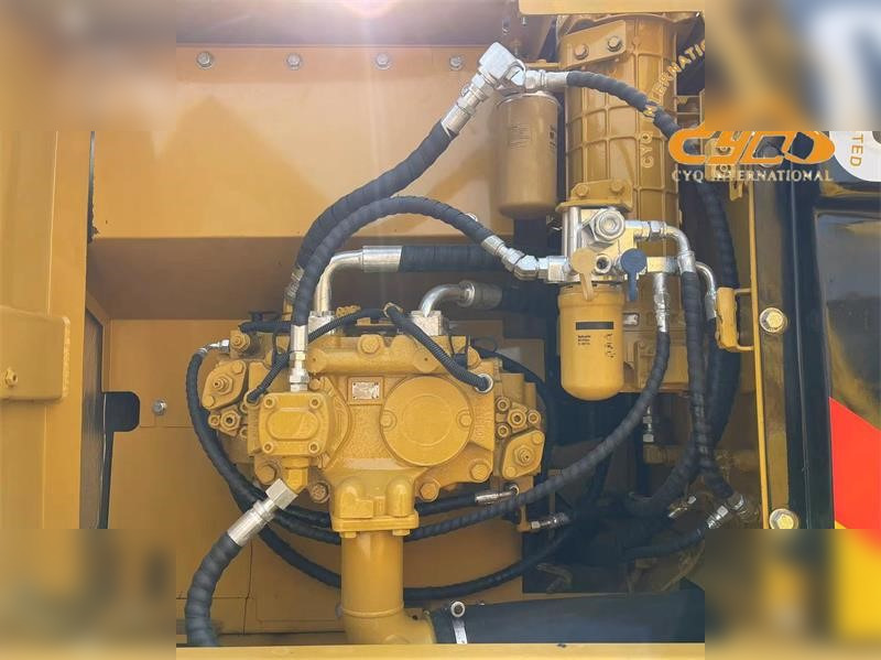 Bandgrävare CATERPILLAR 320D: bild 7