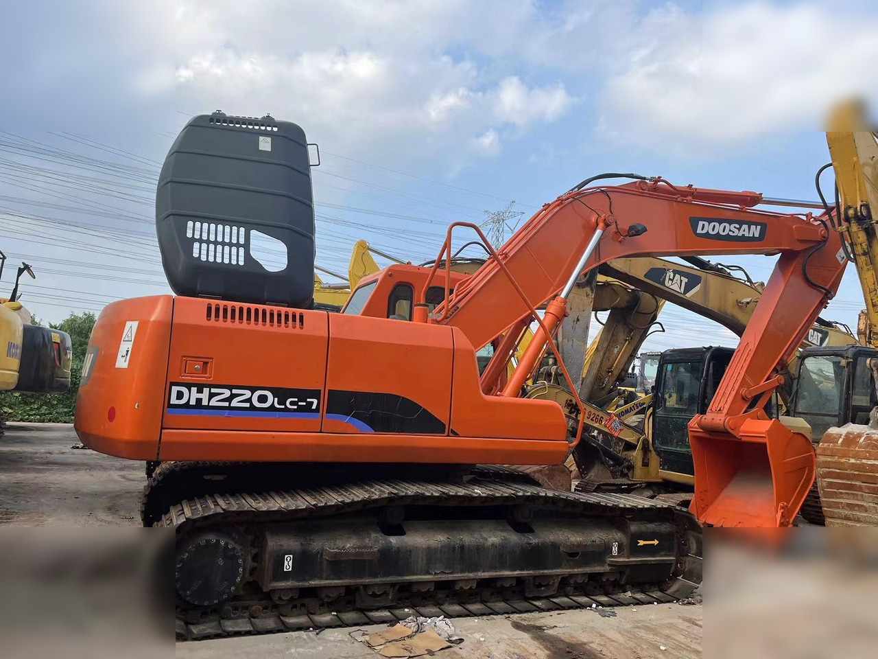 DOOSAN DH220 LC-7 - Bandgrävare: bild 1 DOOSAN DH220 LC-7 - Bandgrävare: bild 1