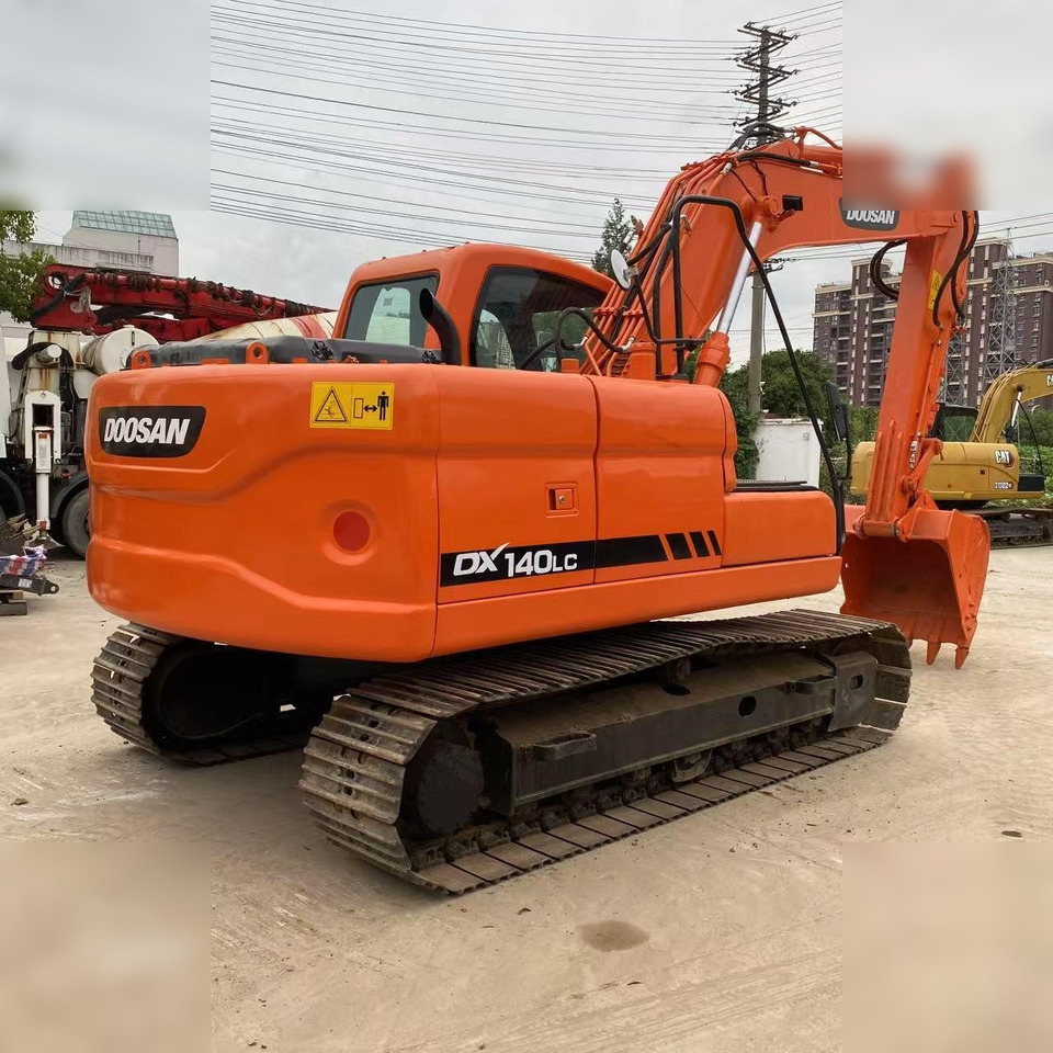 DOOSAN DX140 LC - Bandgrävare: bild 1 DOOSAN DX140 LC - Bandgrävare: bild 1