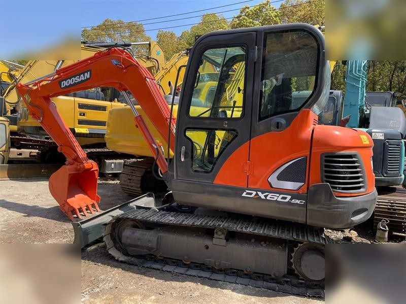 DOOSAN DX60E-9C - Minigrävmaskin: bild 1 DOOSAN DX60E-9C - Minigrävmaskin: bild 1