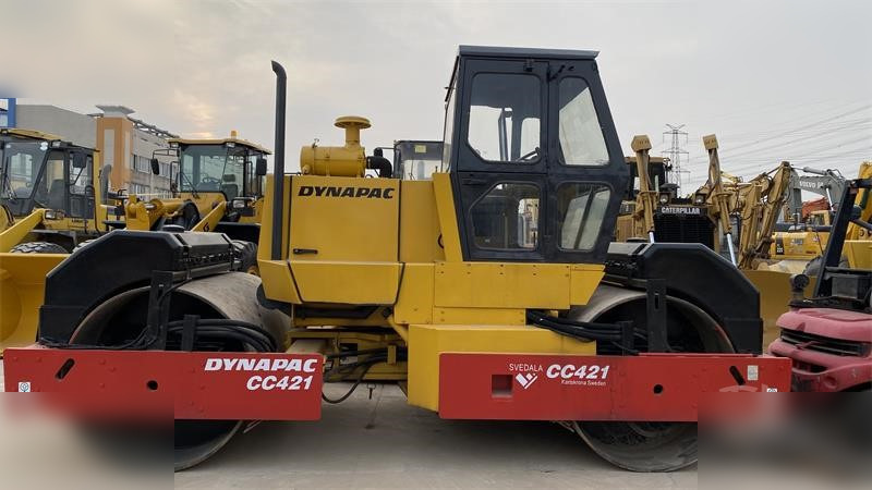 DYNAPAC CC421 - Asfaltvält: bild 1 DYNAPAC CC421 - Asfaltvält: bild 1