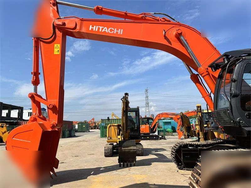HITACHI ZX350H-3 - Bandgrävare: bild 5 HITACHI ZX350H-3 - Bandgrävare: bild 5