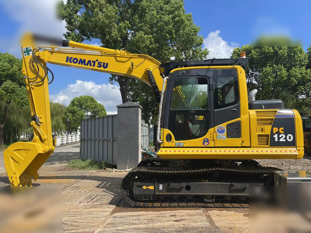 KOMATSU PC120-8 - Bandgrävare: bild 1 KOMATSU PC120-8 - Bandgrävare: bild 1
