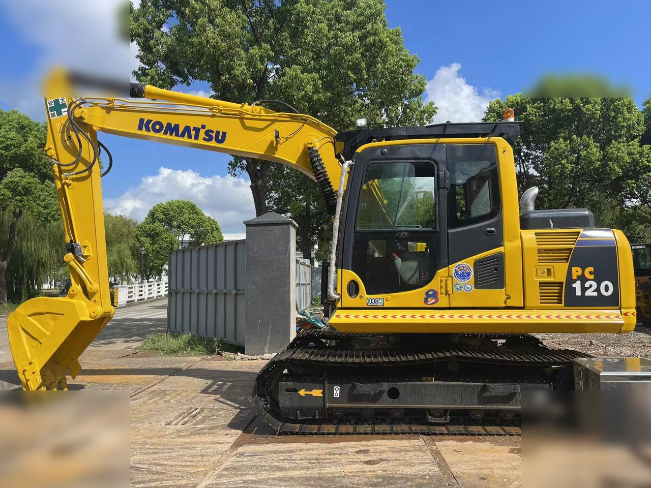 KOMATSU PC120-8 - Bandgrävare: bild 1 KOMATSU PC120-8 - Bandgrävare: bild 1