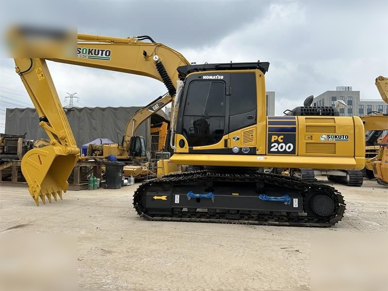 KOMATSU PC200-8 - Bandgrävare: bild 1 KOMATSU PC200-8 - Bandgrävare: bild 1
