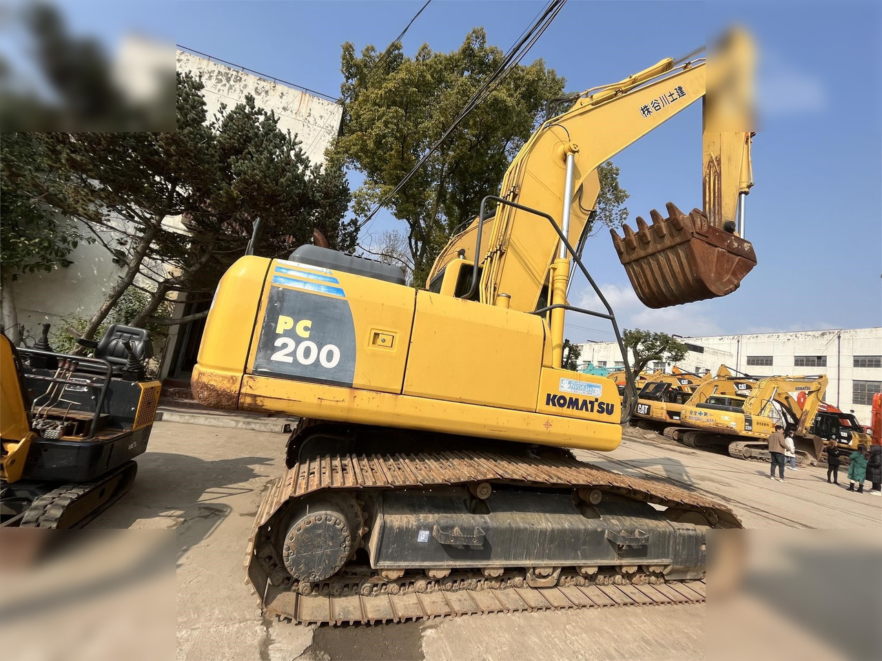 KOMATSU PC200-8 - Bandgrävare: bild 1 KOMATSU PC200-8 - Bandgrävare: bild 1