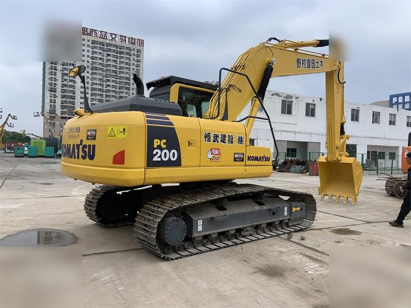 KOMATSU PC200-8 - Bandgrävare: bild 5 KOMATSU PC200-8 - Bandgrävare: bild 5