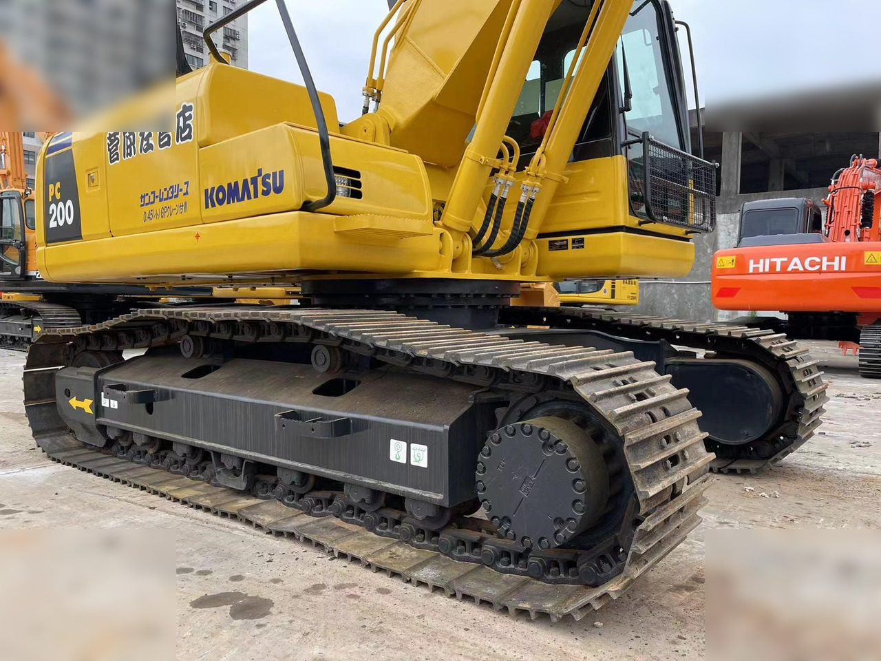 KOMATSU PC200-8N1 - Bandgrävare: bild 4 KOMATSU PC200-8N1 - Bandgrävare: bild 4