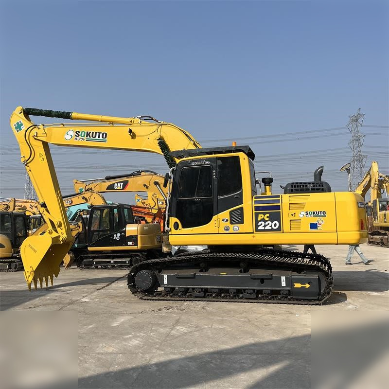 KOMATSU PC220-8 - Bandgrävare: bild 1 KOMATSU PC220-8 - Bandgrävare: bild 1
