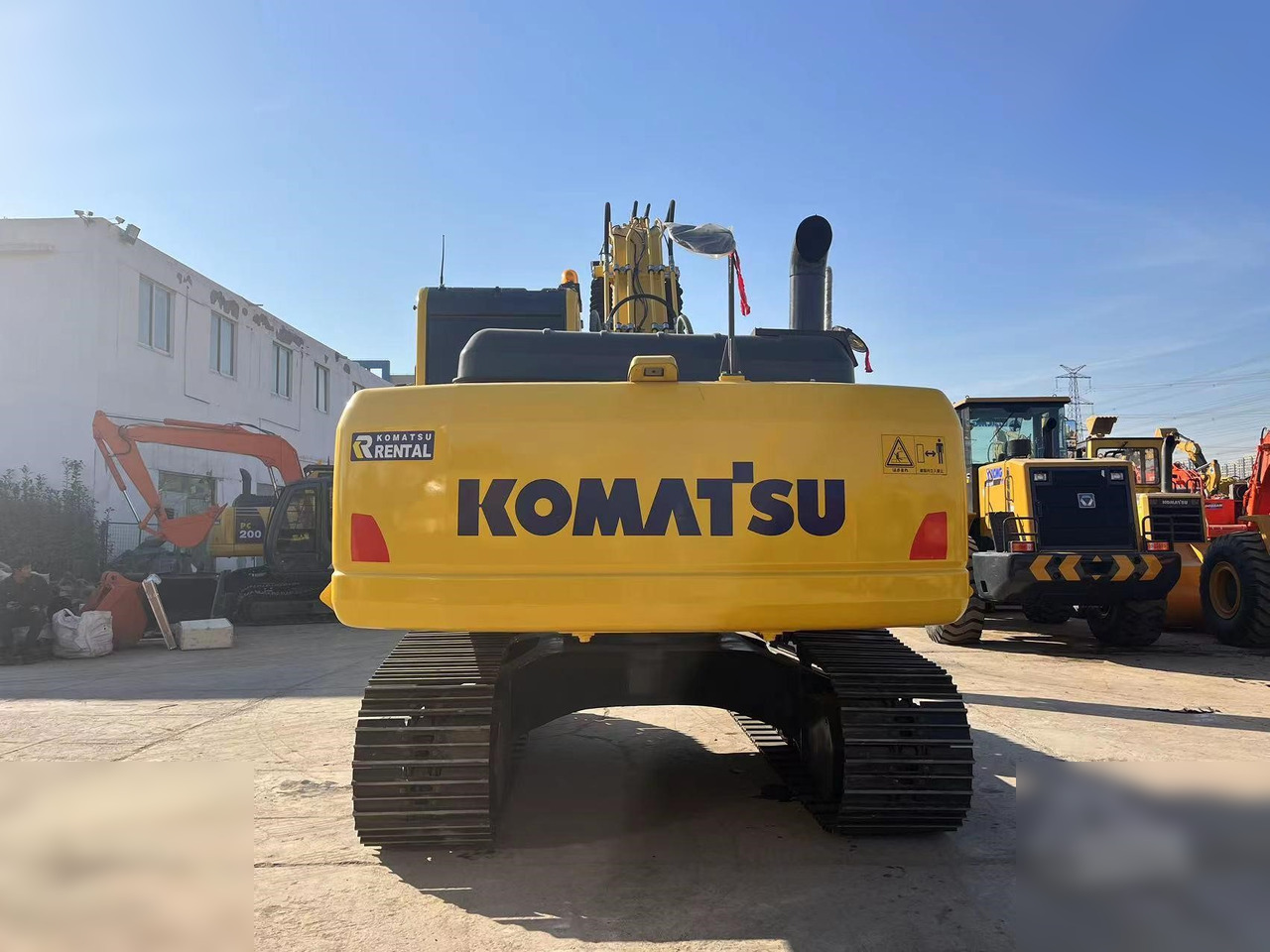 KOMATSU PC220-8 - Bandgrävare: bild 4 KOMATSU PC220-8 - Bandgrävare: bild 4