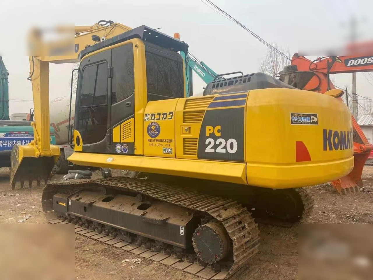 KOMATSU PC220-8 - Bandgrävare: bild 1 KOMATSU PC220-8 - Bandgrävare: bild 1