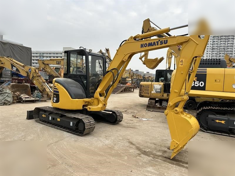 KOMATSU PC50MR-2 - Minigrävmaskin: bild 3 KOMATSU PC50MR-2 - Minigrävmaskin: bild 3