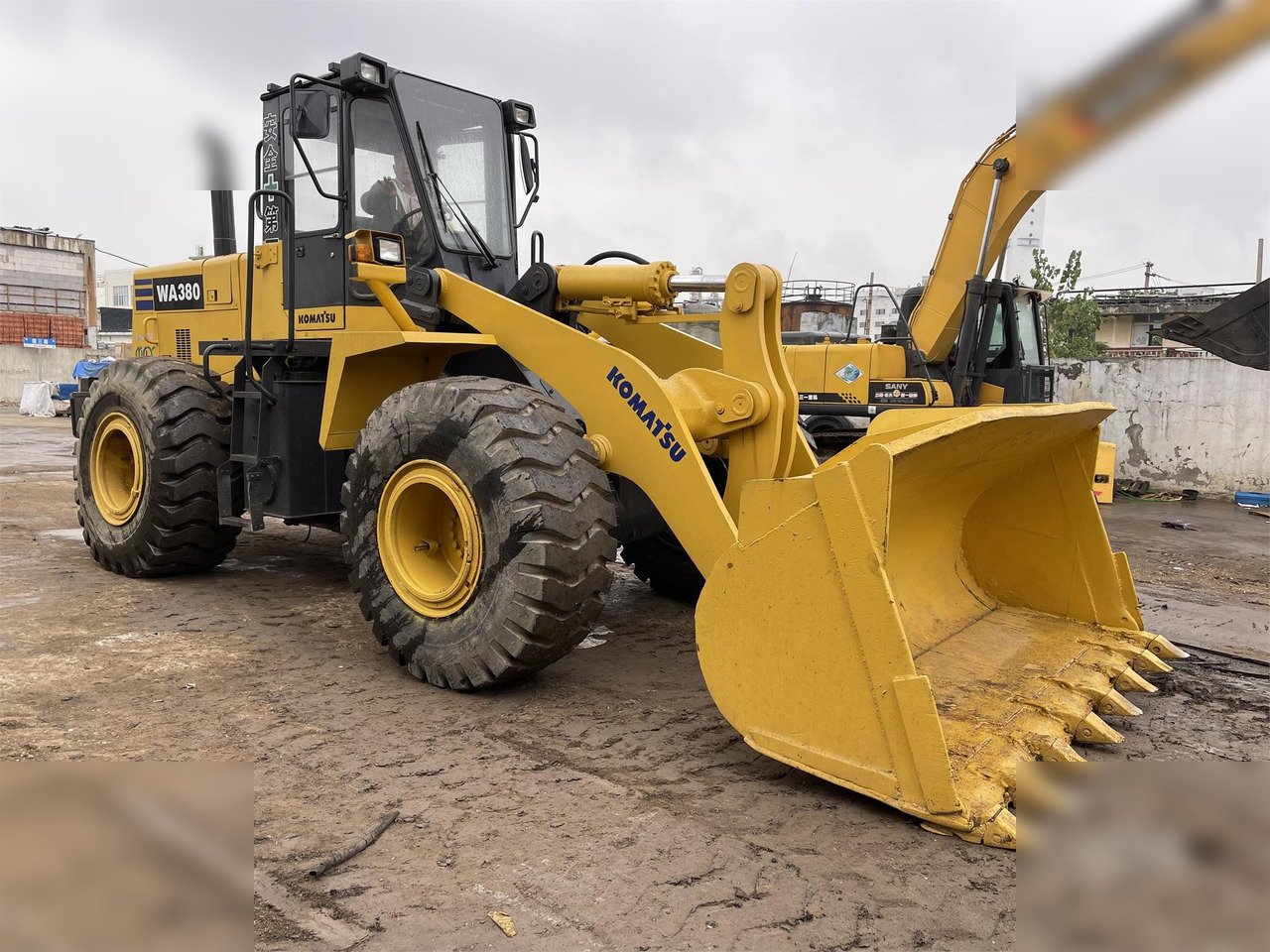 KOMATSU WA380-3 - Hjullastare: bild 1 KOMATSU WA380-3 - Hjullastare: bild 1