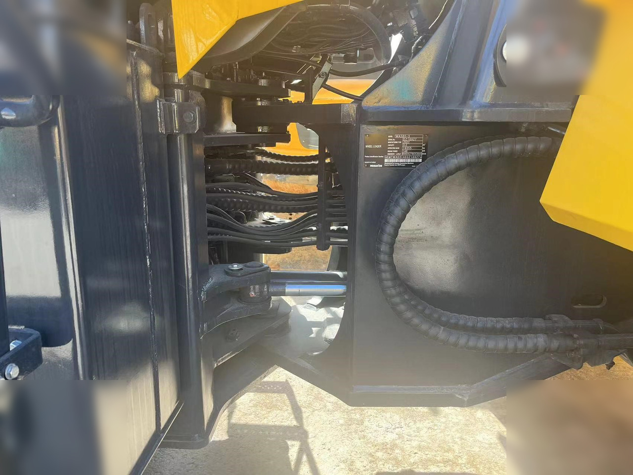 Hjullastare KOMATSU WA380-3: bild 9