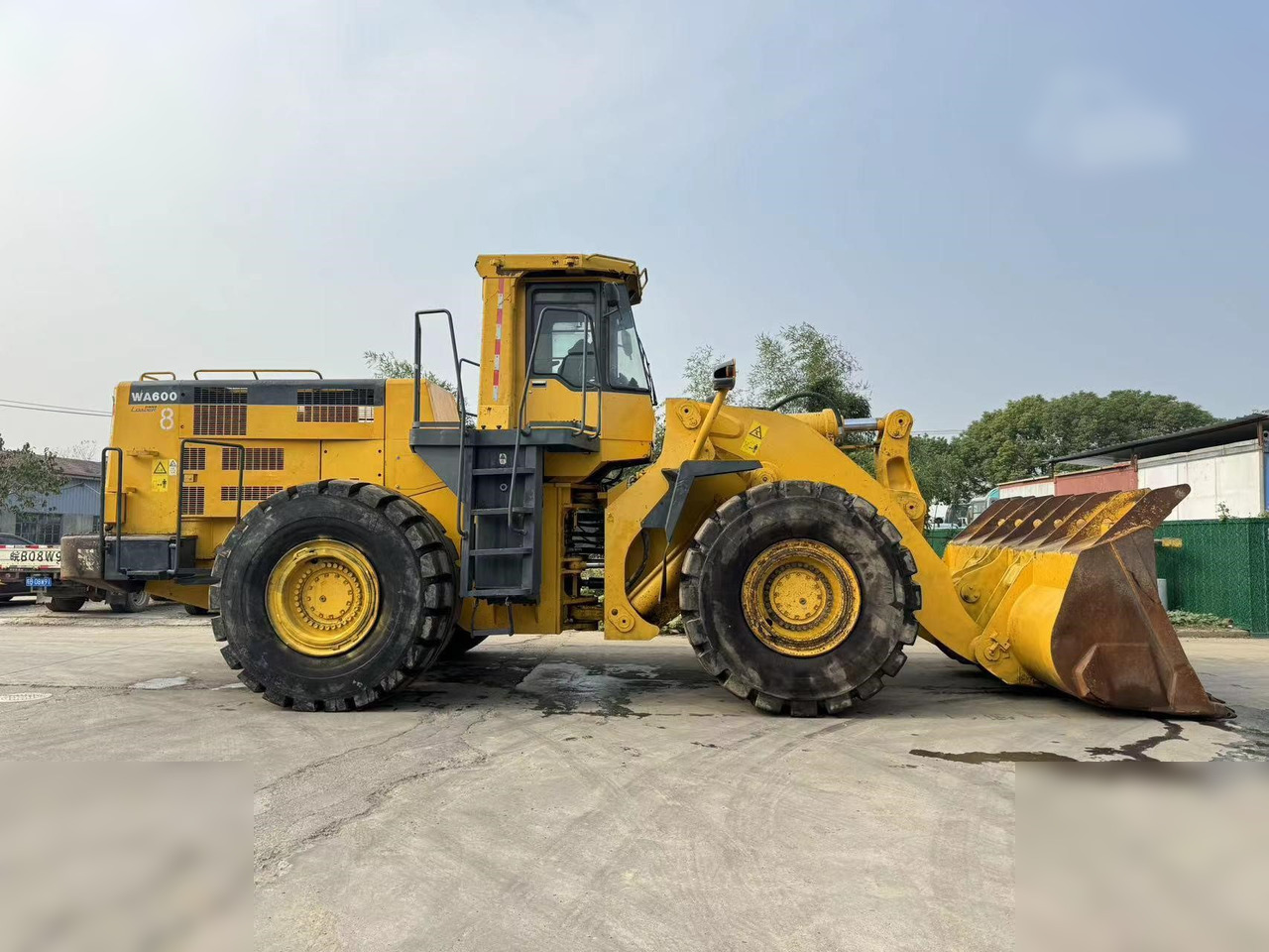 KOMATSU WA600-3 - Hjullastare: bild 2 KOMATSU WA600-3 - Hjullastare: bild 2